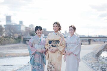 Private Kimono Immersion Experience in Central Kyoto
