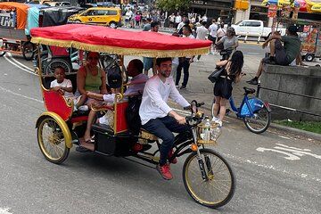 Private Central Park Pedicab Guided Tour with Photo Stops
