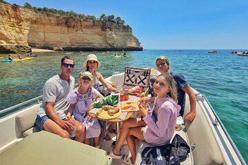 Exclusive Private Boat Tour Combine Sea Caves and stop for Lunch