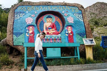 Ulaanbaatar History Day Tour and Genghis Khan Equestrian Statue