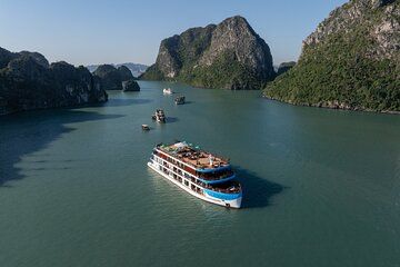 Hanoi: 5-Star Luxury & Modern 2-Day Cruise in Bai Tu Long Bay