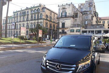 Private transfer from Airport to Naples