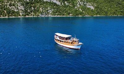 Istrian Coast Boat Tour with Grilled Lunch