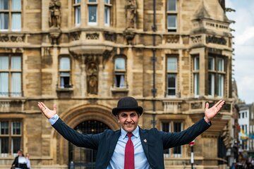 Classic Cambridge Walking Tour with Certified Guide