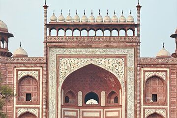 公認日本語ガイド付きタージマハル観光ツアー