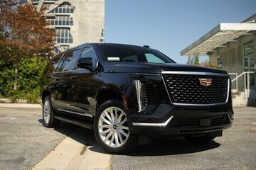 Private Luxury Escalade Tour: LA Icons, Beaches & Sunset