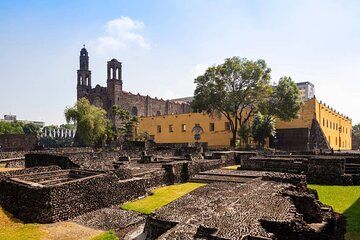 From Mexico City: Private trip to Val’quirico and Chautla Castle