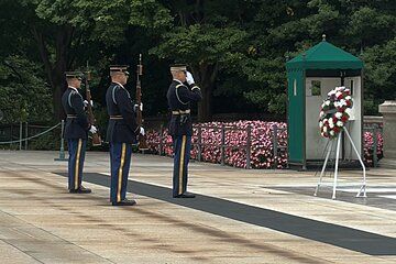Arlington National Cemetery Changing of the Guards Guided Tour