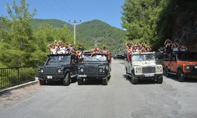 Alanya Jeep Safari with Dim Cave Dim River Water Fight and Lunch