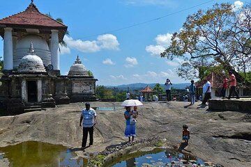 Full Day 3 Temples Farmers History Nature and Village Life