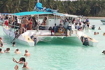 Discover the Paradise of Saona Island tour from Punta Cana