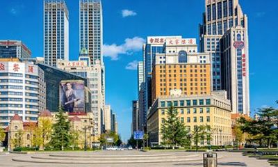 Flexible Dalian City Highlights Private Day Tour with Lunch