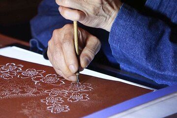 Visit the workshop and the creation engraver of the stencil