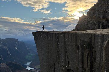 Guided Tour in Preikestolen