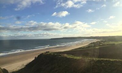 Gin 'On The Rocks': Coast, Geology & Climate-Positive Gin