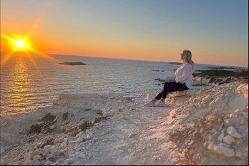 Discover Ancient Paphos Tombs Caves & Aphrodite Rock