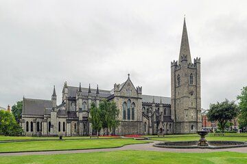 Private St Patrick’s Tour from Belfast to Downpatrick & Armagh