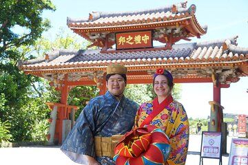 Private Okinawa Photo Tour Explore Shuri and Naha