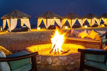 Qatar : Overnight Desert Safari with Dinner Buffet