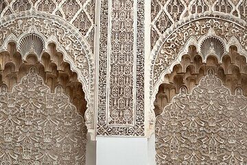 Marrakech Sightseeing in Bahia Palace and Ben Youssef Medrassa