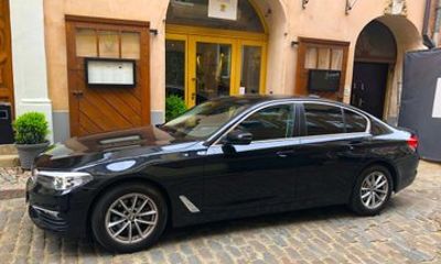 Try find your better than us! Airport transfer service in Frankfurt APT-HTL(FRA)