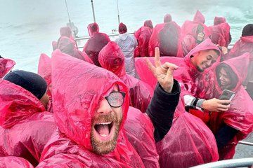 From Niagara Falls Small Group Tour with Boat Journey and AeroCar