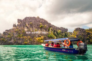 Malaysia See and Experience It All in 9 Days First Class Tour