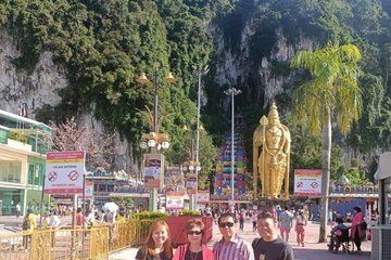 Your Personal Driver in Kuala Lumpur Travel on Your Schedule