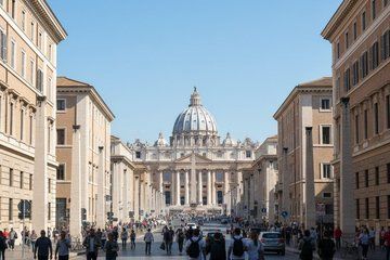 Vatican Hidden Gems: Discover the Sistine Secrets