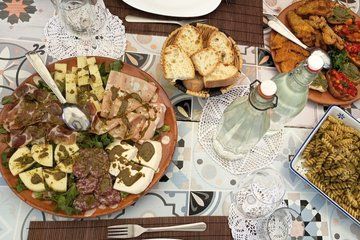 Pistachio & Wine Tour