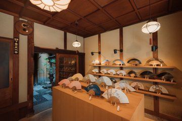 Kyoto Tea Ceremony in a 100 Year Old Fan Shop