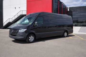 Private Airport Transfer YYC to Banff Canmore or Lake Louise