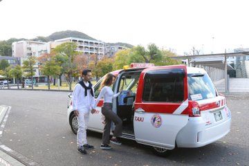 Nagasaki Private 4 Hour Flexible Taxi Tour with Local Guide