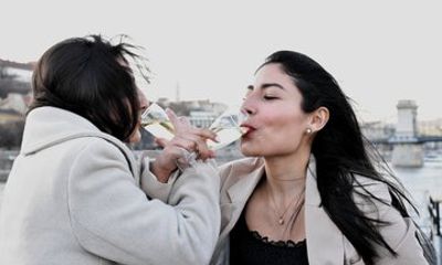 1 Hour Budapest Night Cruise with Drinks