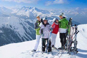 Muju Deogyusan Ski & Snowboard Day Tour from Busan