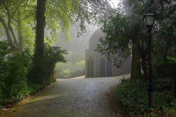 Private Hiking of Sintra's Historic Palaces and Castle