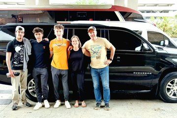 Private Luxury Airport Transfer TO MICHES No Wait + VIP Service