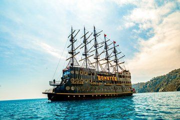 Antalya/Kemer Gonster Pirate Boat Trip with Lunch and Transfers