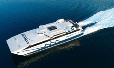 Ferry Transfer Between Athens and Tinos with Seajets