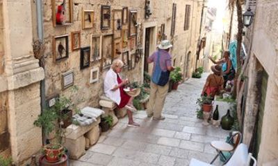 A Walk Around Old Town Korčula Private Tour