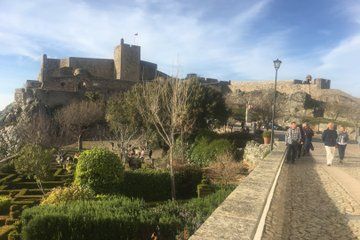 Alentejo Castle of Vide and Marvão Tour with Gastronomy