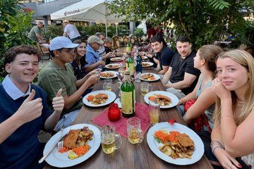 Hidden Street Food Tour in Kreuzberg and Neukölln