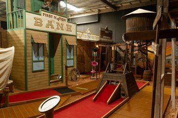 Campbelltown Indoor Mini Golf Experience