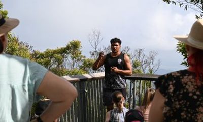 Cultural Tour on Darumbal, Dharumbal Country