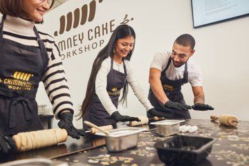 Budapest Traditional Chimney Cake Kurtoskalacs Workshop