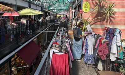 Paris Flea Market Private Tour Saint Ouen Antiques with Pickup
