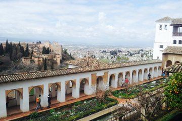Entrance Alcazaba and Generalife with Audio Guide