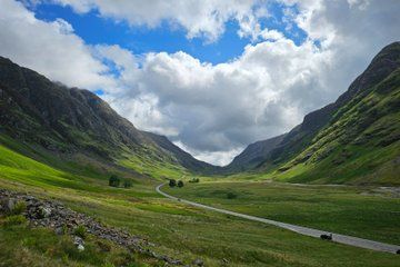 Private Tour from Fort William: Glencoe, Loch Lomond, Inveraray