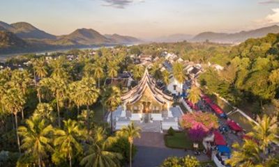 Tailormade Luang Prabang Private Day Tour with a Local Guide