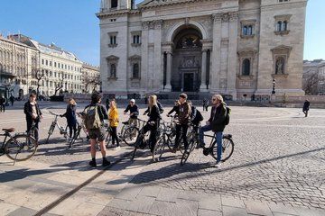 Budapest Express Bike Tour Explore the City in 90 Minutes